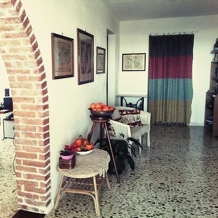Bed & Breakfast Casa Leda *